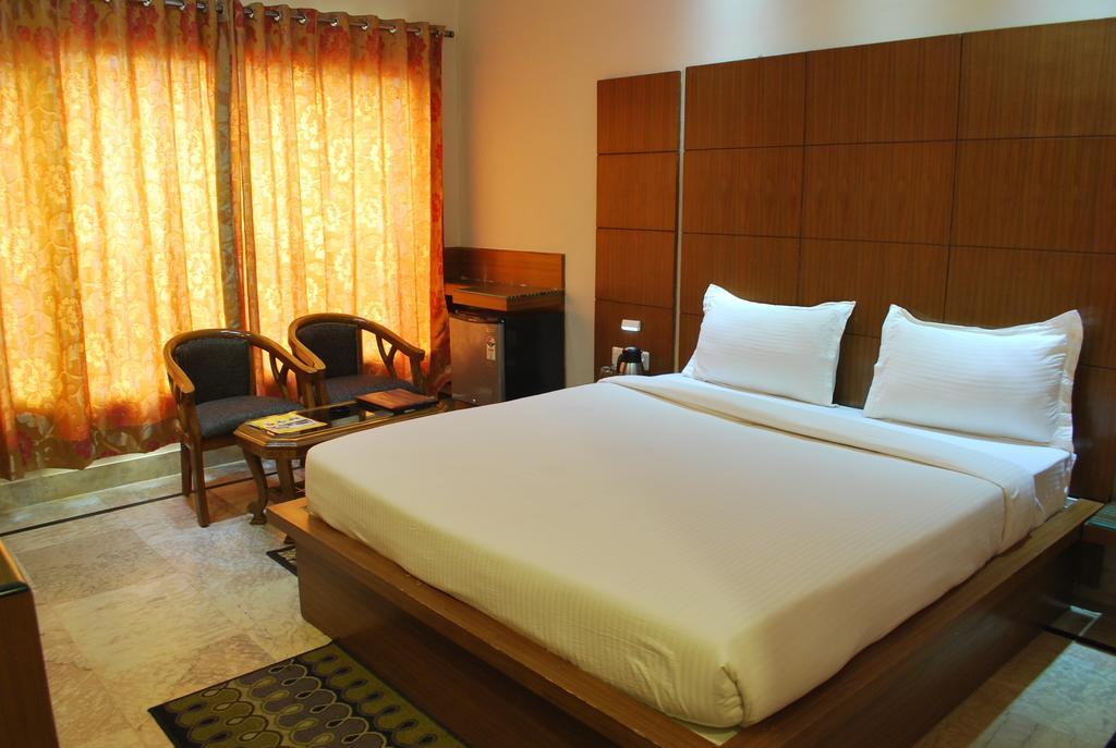 Hotel Basera Brij Bhoomi Vrindāvan Pokoj fotografie