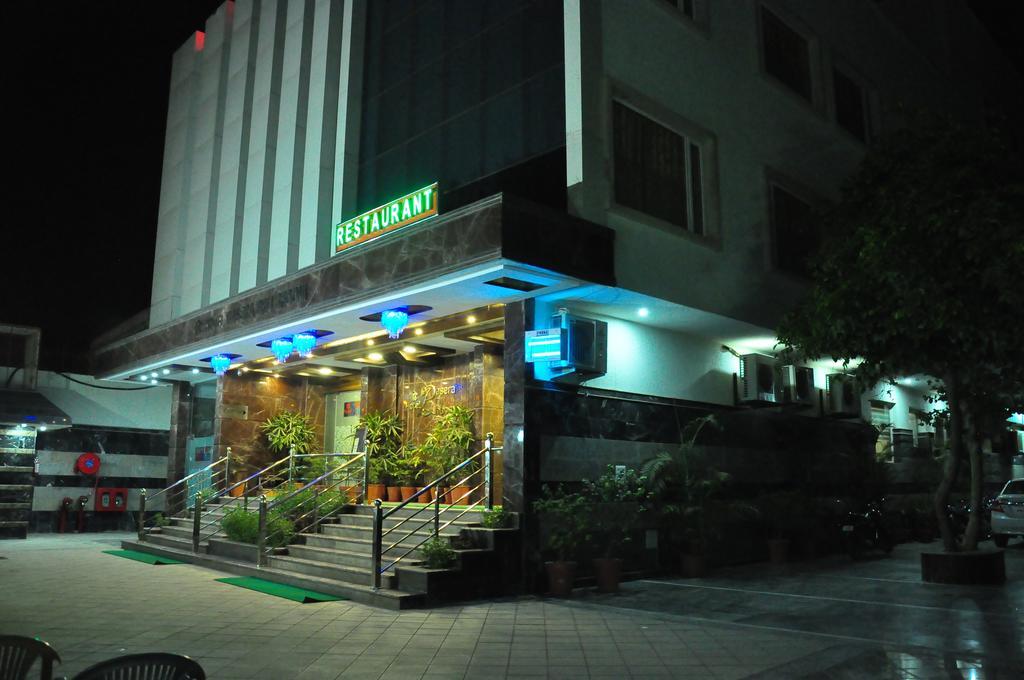 Hotel Basera Brij Bhoomi Vrindāvan Exteriér fotografie